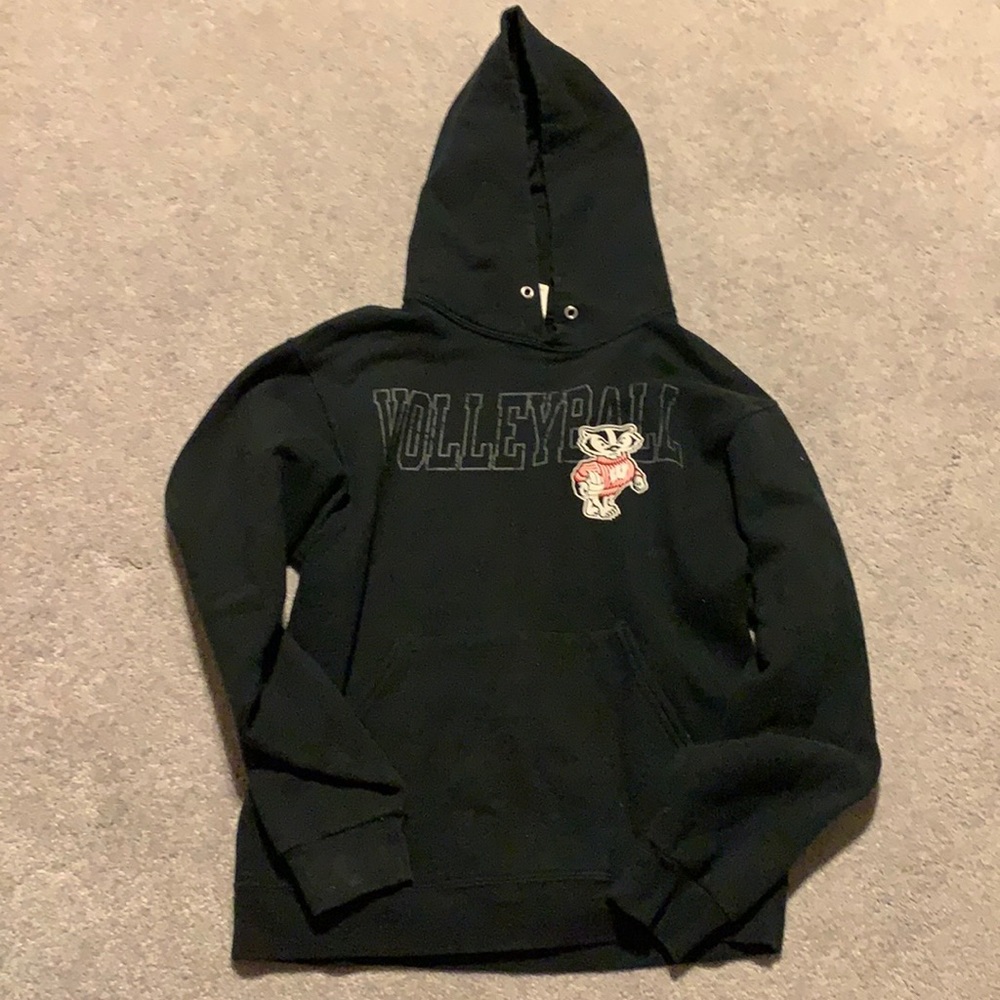 Wisconsin badger volleyball sweatshirt